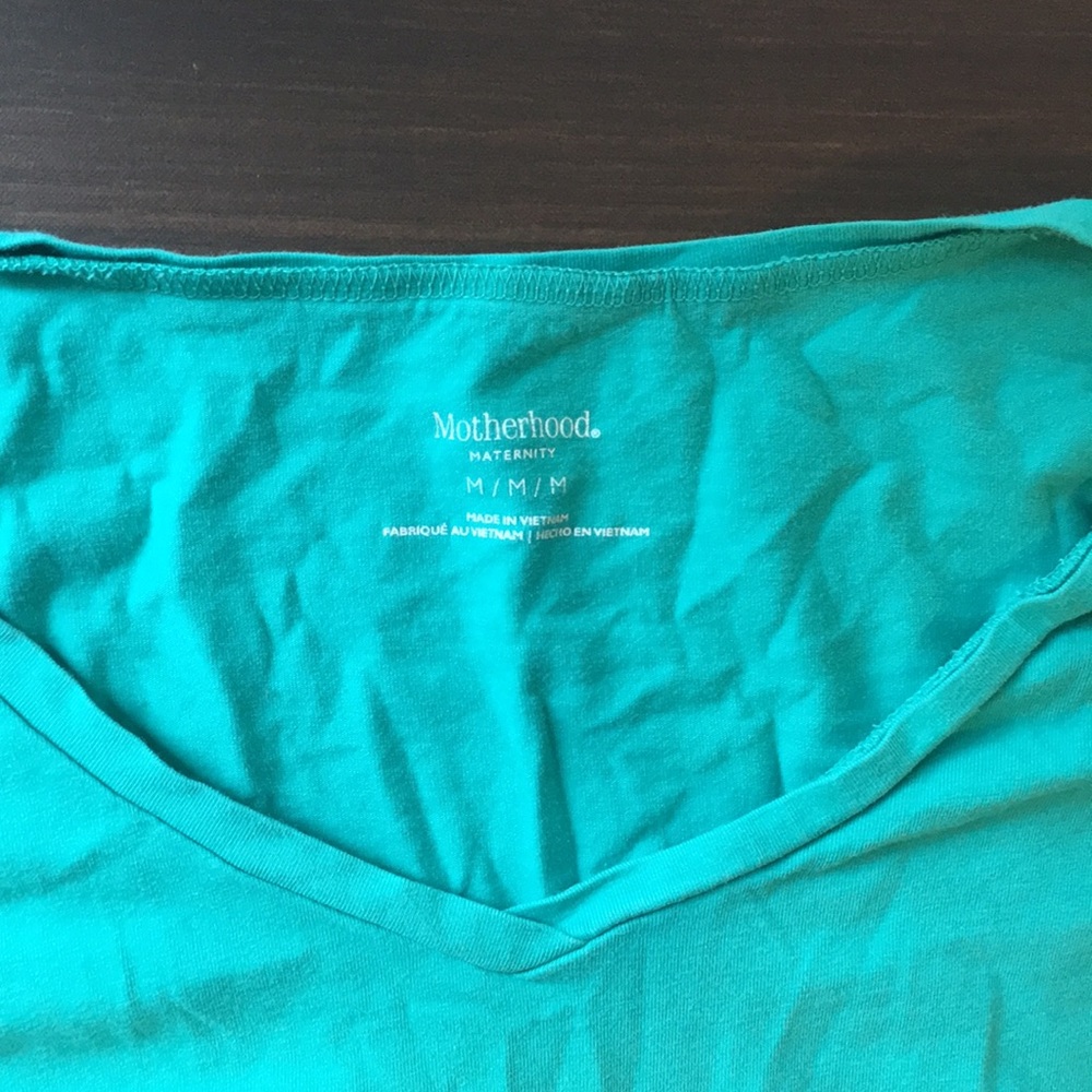 Long sleeve motherhood maternity tee